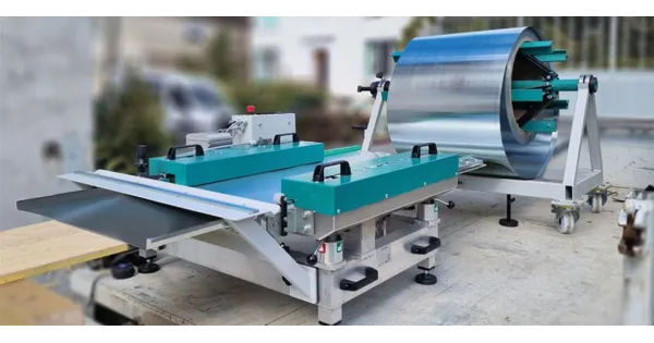 Kompaktowa profilarka elektryczna do rąbka stojącego na pokryciach dachowych i blach 720 mm PROBAC-CPRO