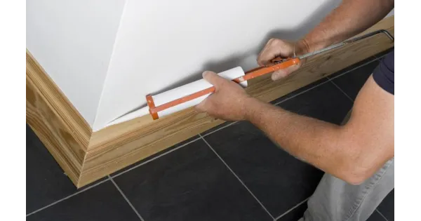 KLEJ MONTAŻOWY 48A LISTWY PŁYTY SOUDAL 280 ml