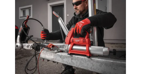 SMAROWNICA AKUMULATOROWA MILWAUKEE M18 GG-0 18V