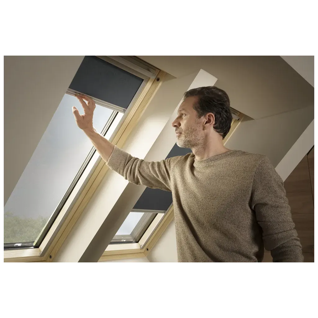 Okno dachowe 78x118 3 szybowe drewniane Velux GLL MK06 1061